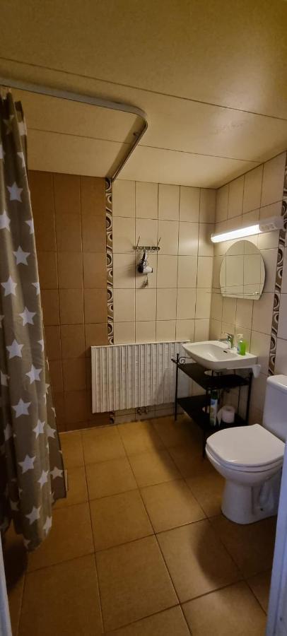 Apartment (4 Adults)