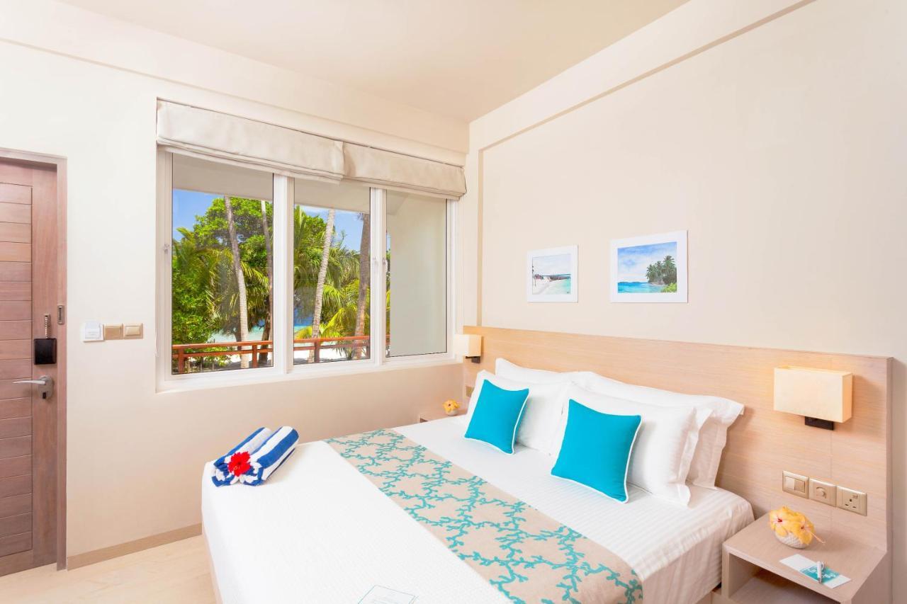 Superior Room with partial Ocean View & Balcony