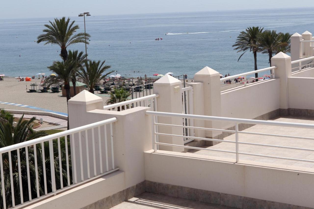 Two-Bedroom Apartment with Lateral Sea View