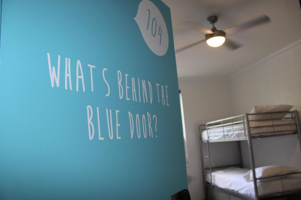 Bed in 8-Bed Female Dormitory Room with Shared Bathroom (ages 18 - 35 only)