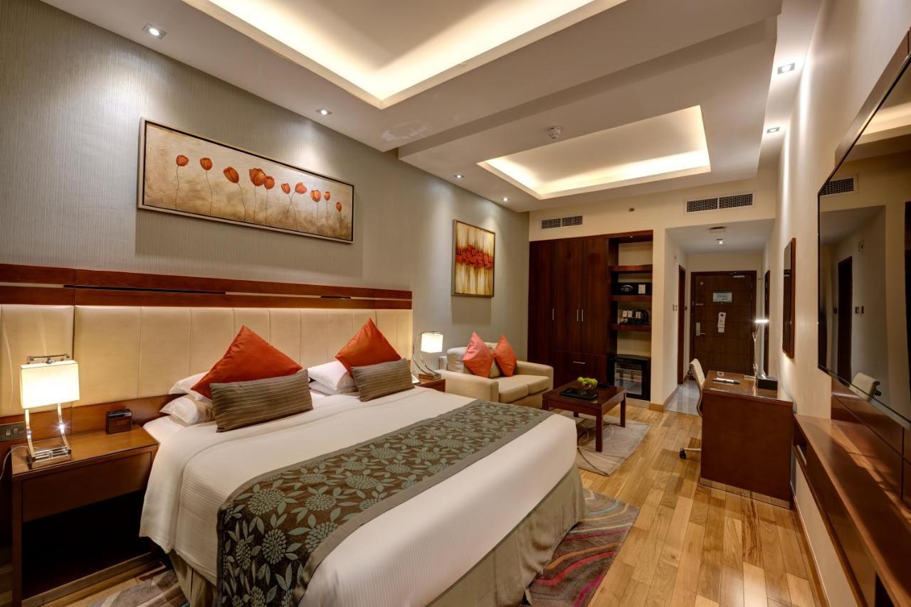 Deluxe King Room - Late check-out 2 pm