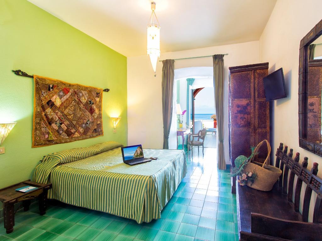 Superior Double or Twin Room with Sea View