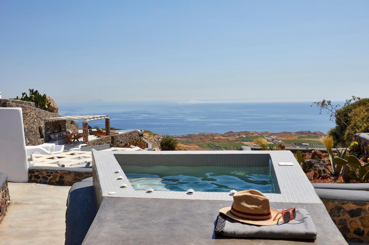 Superior Villa with Hot Tub