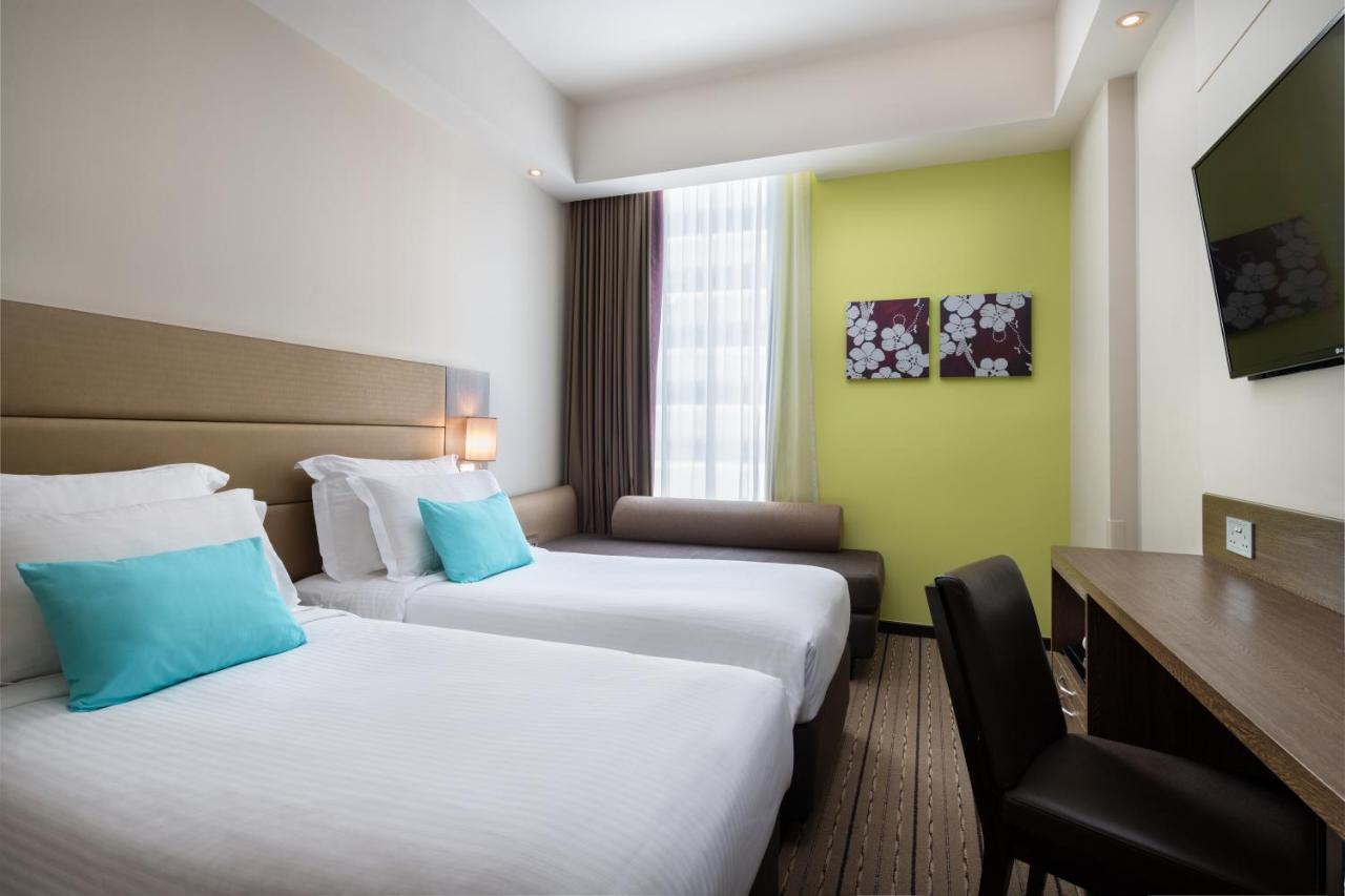 Superior Room with 2 Single Beds