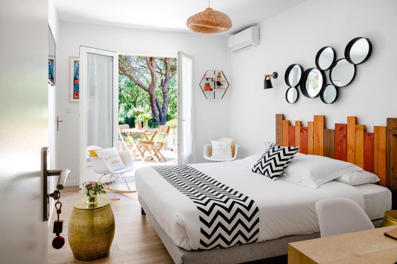 Double Room with Terrace - Garden View