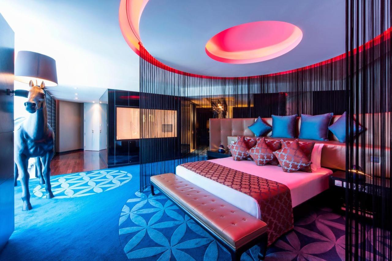 Penthouse One-Bedroom Presidential King Suite with Sea View