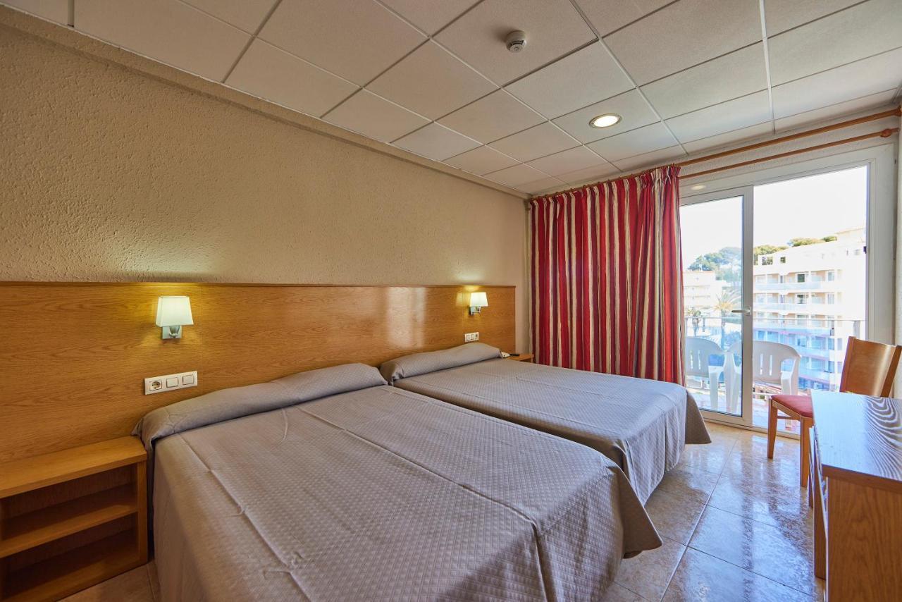 Double or Twin Room with Pool View