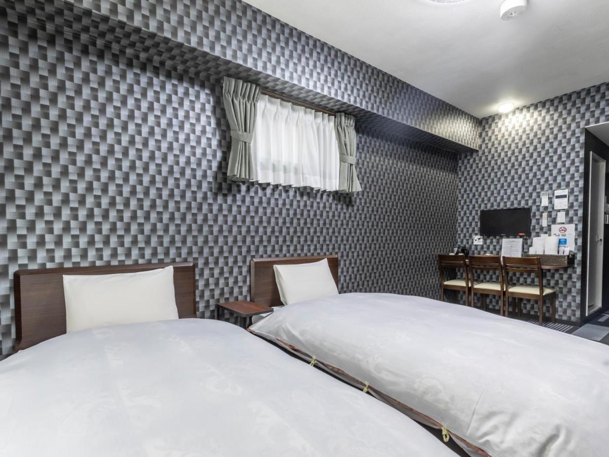 Standard Twin Room - Non-Smoking