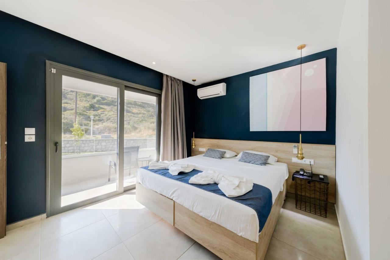 Deluxe Double Room with Garden View