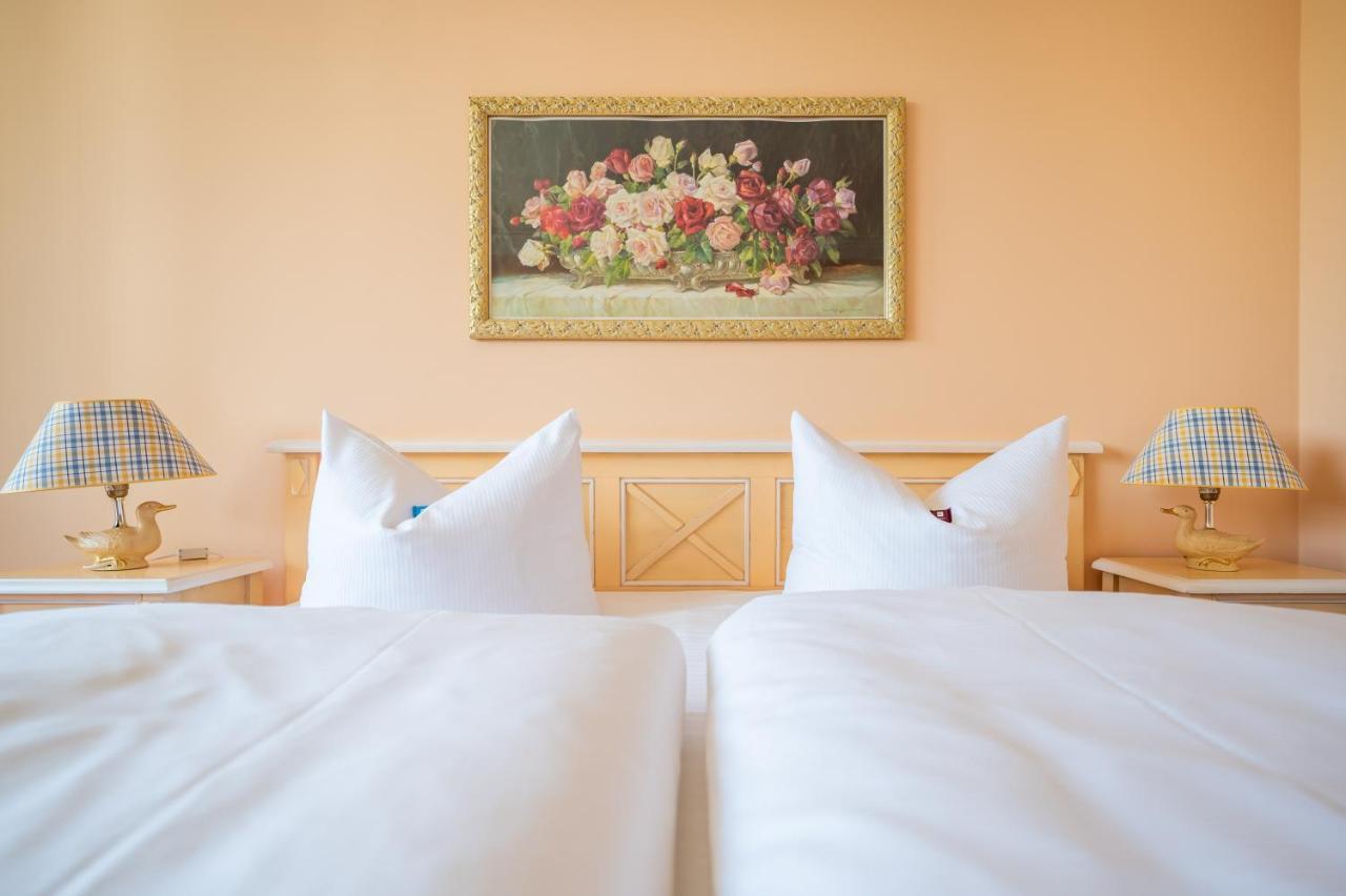 Double Room with City View and Balcony
