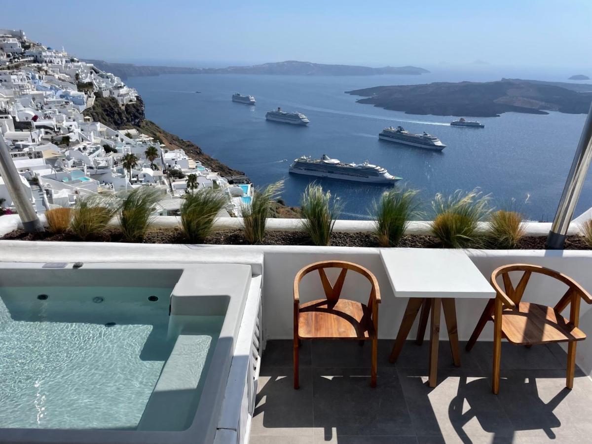 Superior Suite with Caldera View