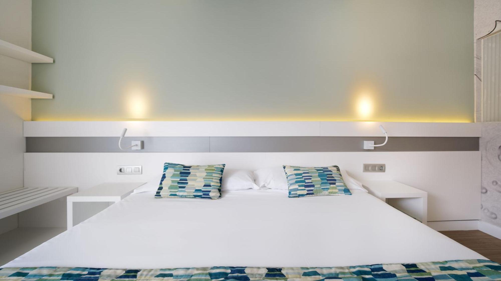 Deluxe Double Room with Sea View