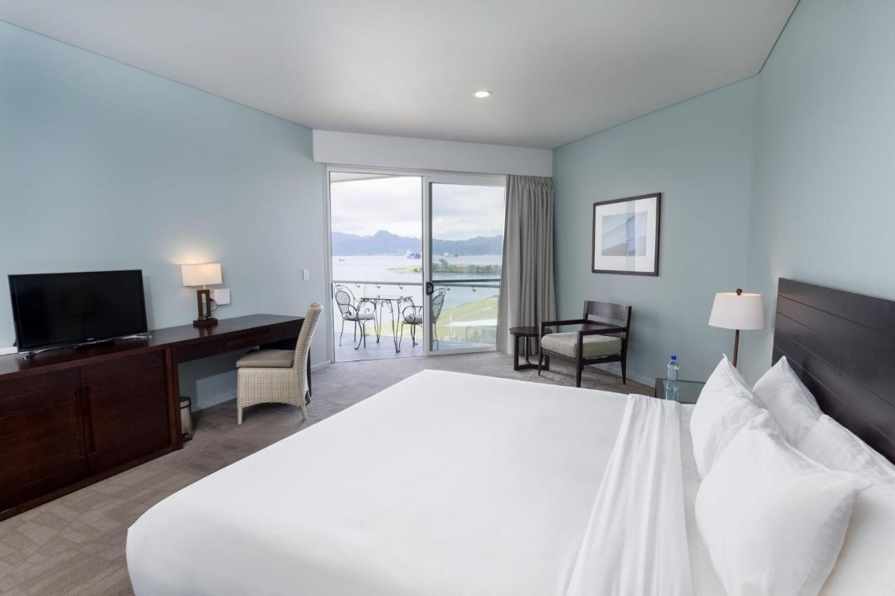 Classic King Room with Harbor View