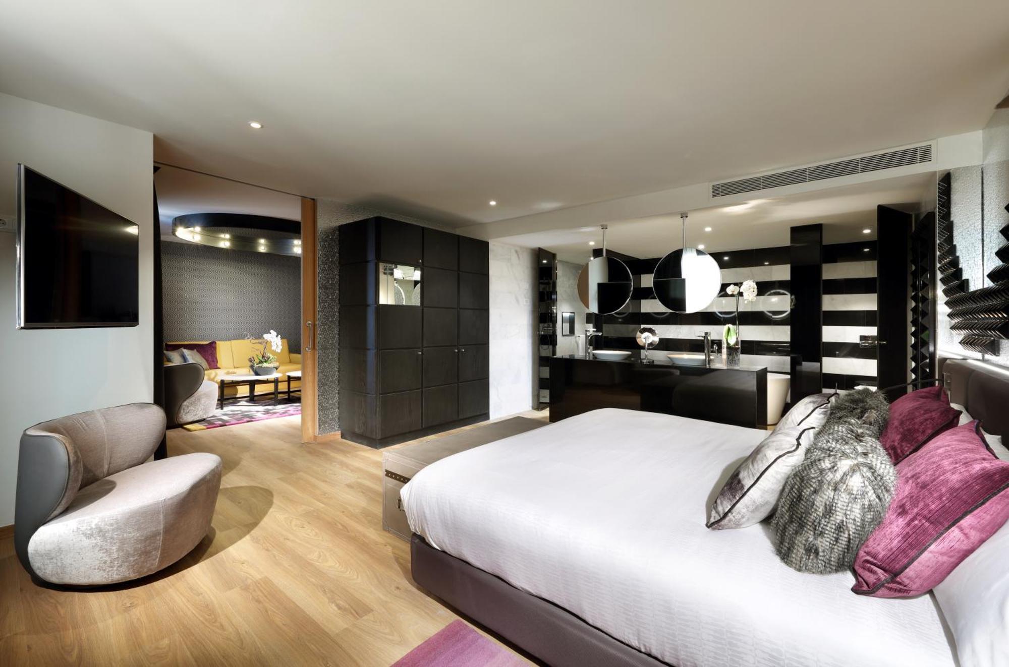 Diamond Suite