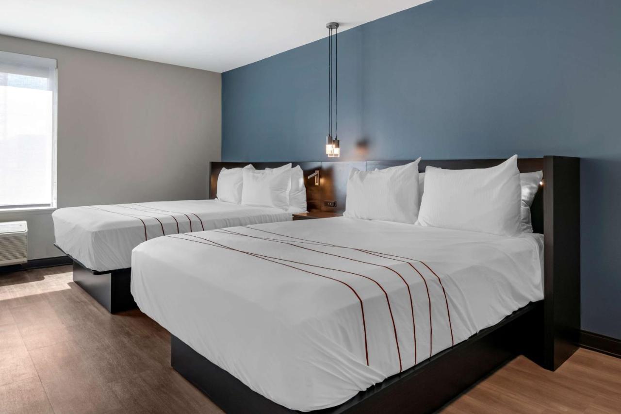 Queen Room with Two Queen Beds