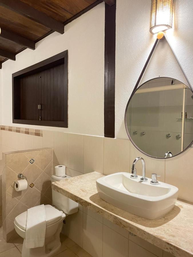 Queen Suite with Spa Bath