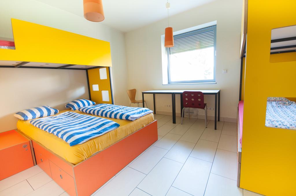 Bed in 5-Bed Dormitory Room