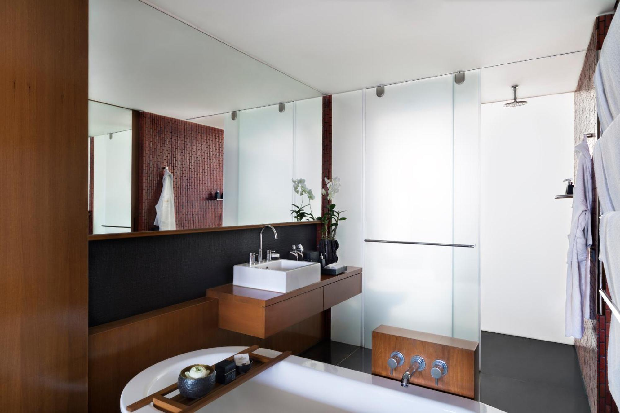 Deluxe Garden View Room
