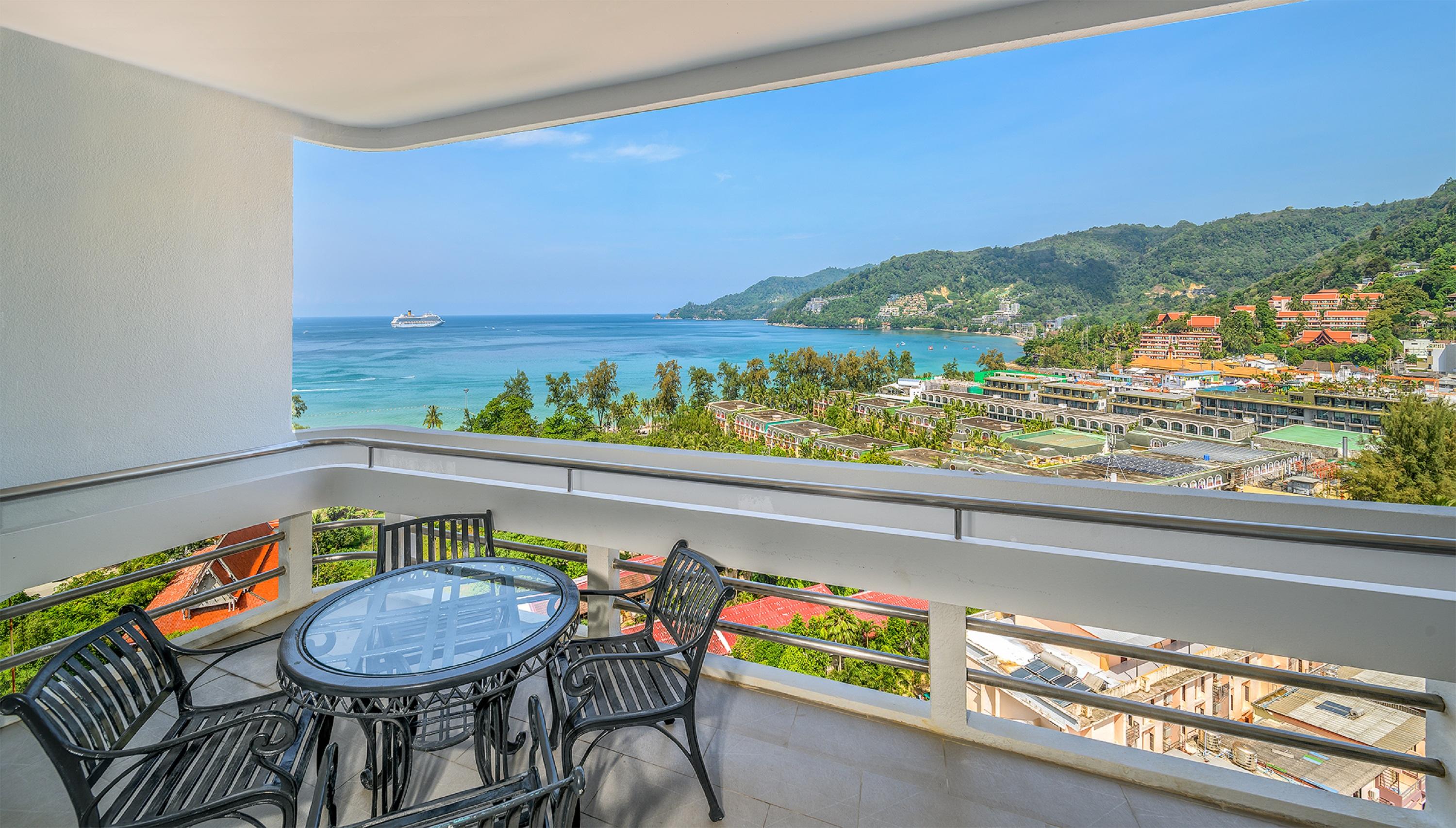 Suite with Sea View