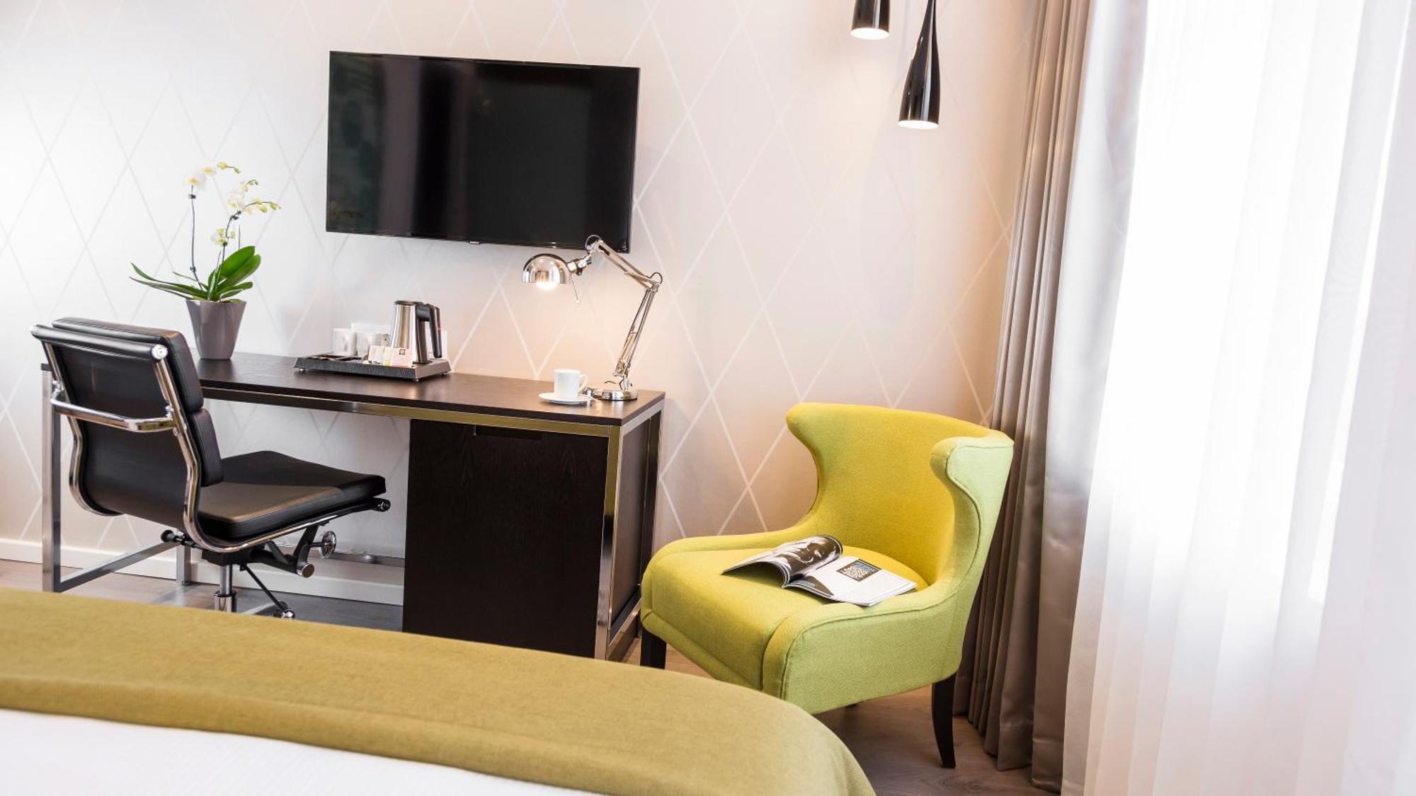 Standard Double Room with Bed 1,6 x 2 m