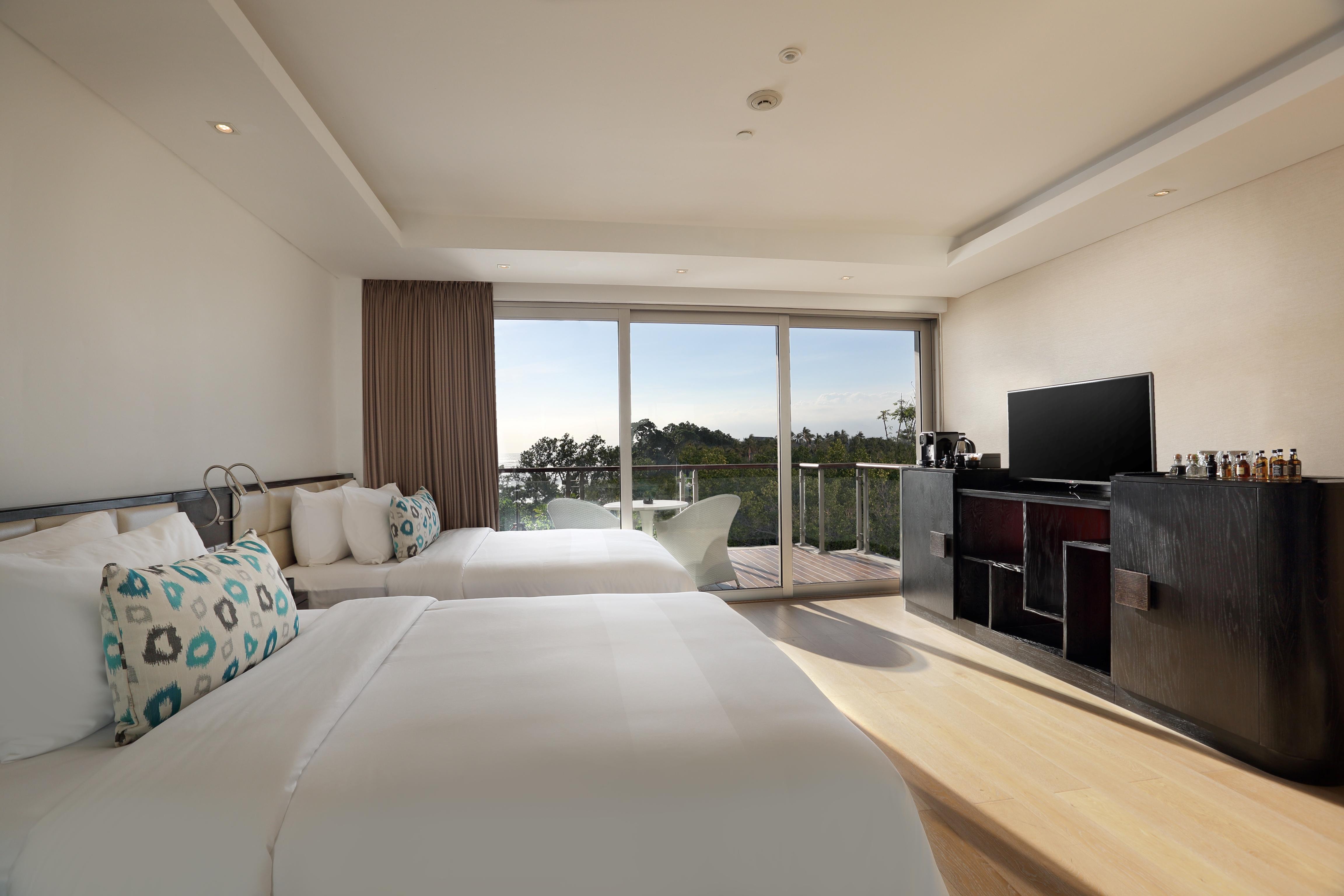 Penthouse Suite with City View