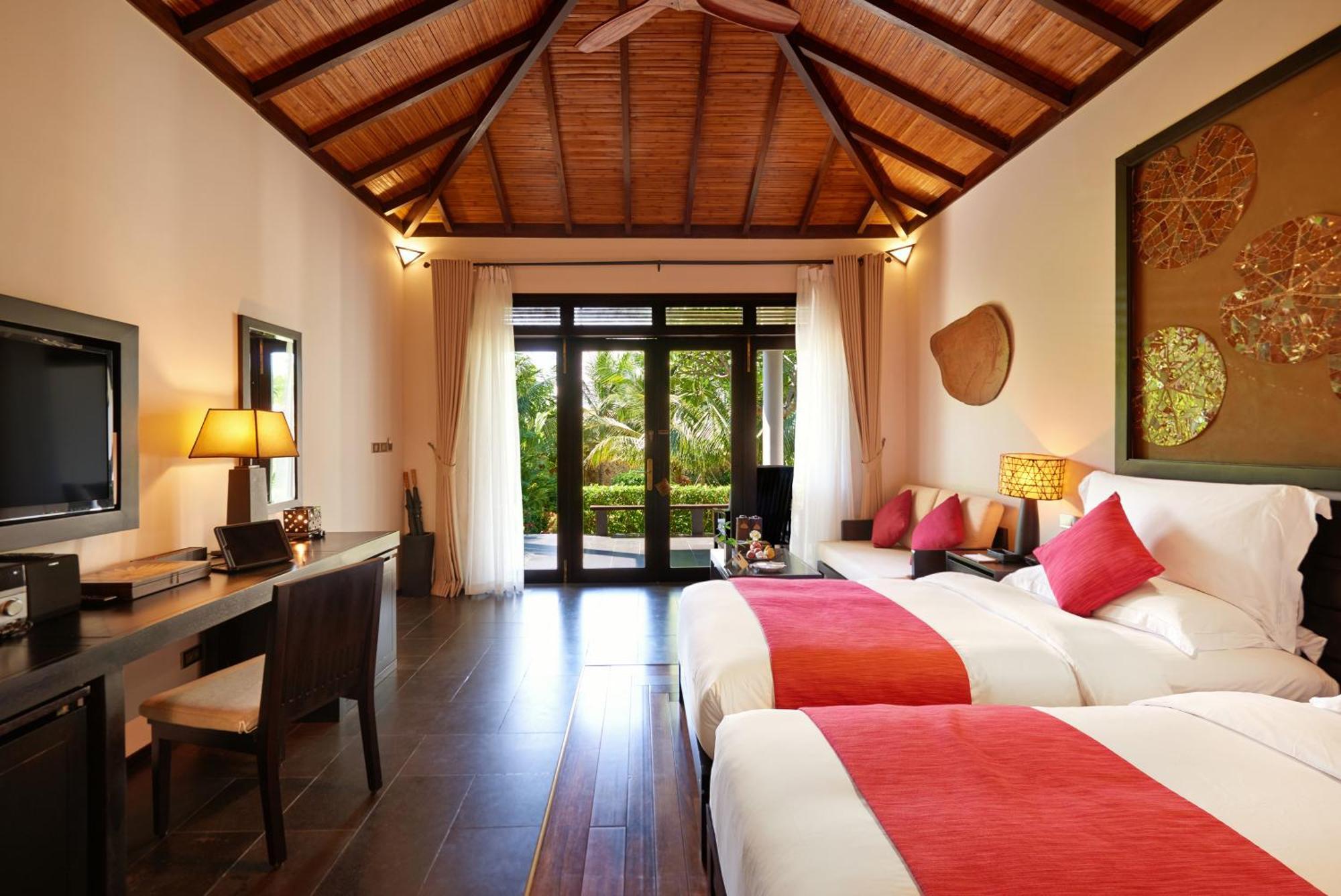 Premier Deluxe Twin Villa Garden View