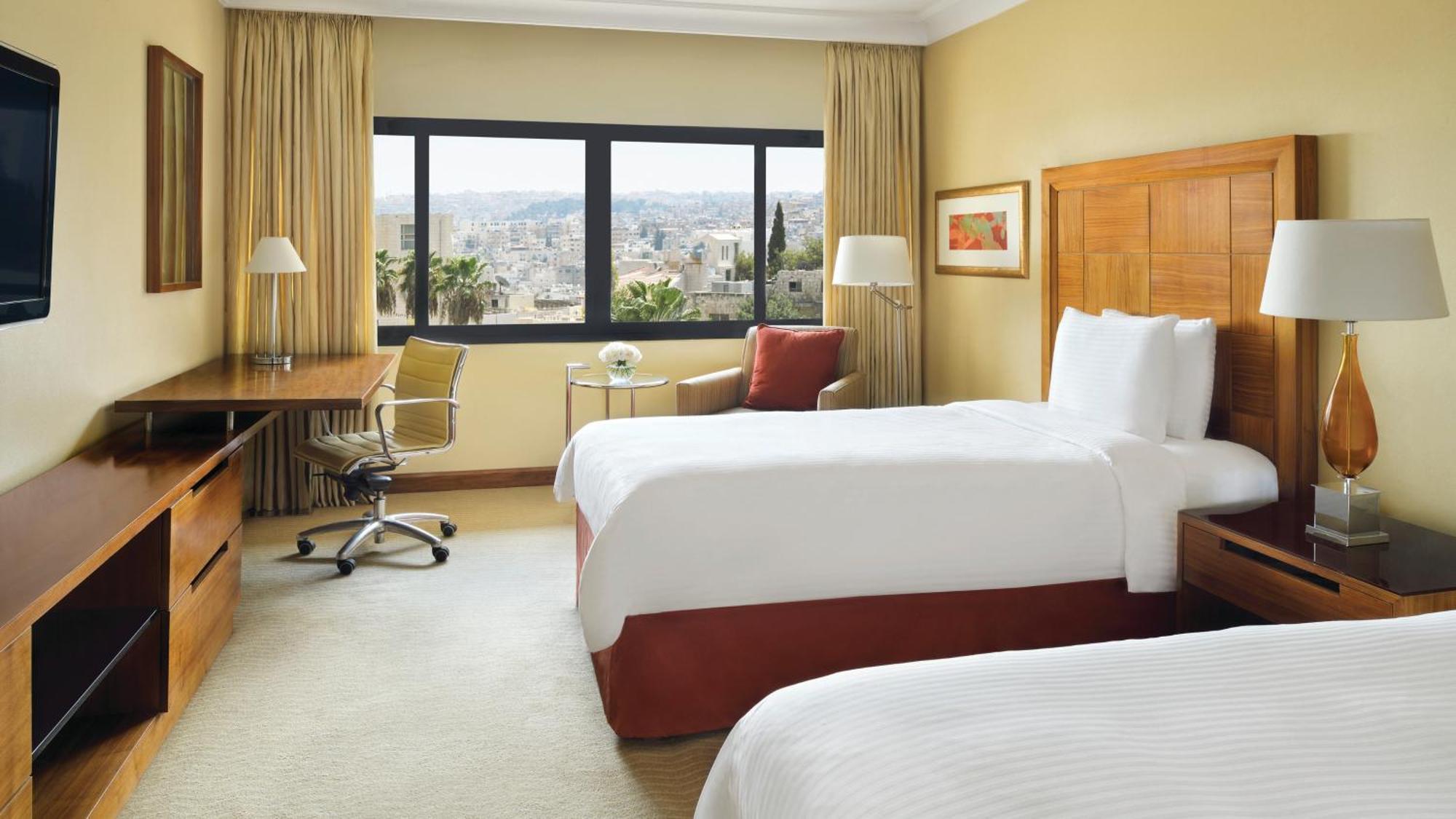 Intercontinental Club Room with Two Beds