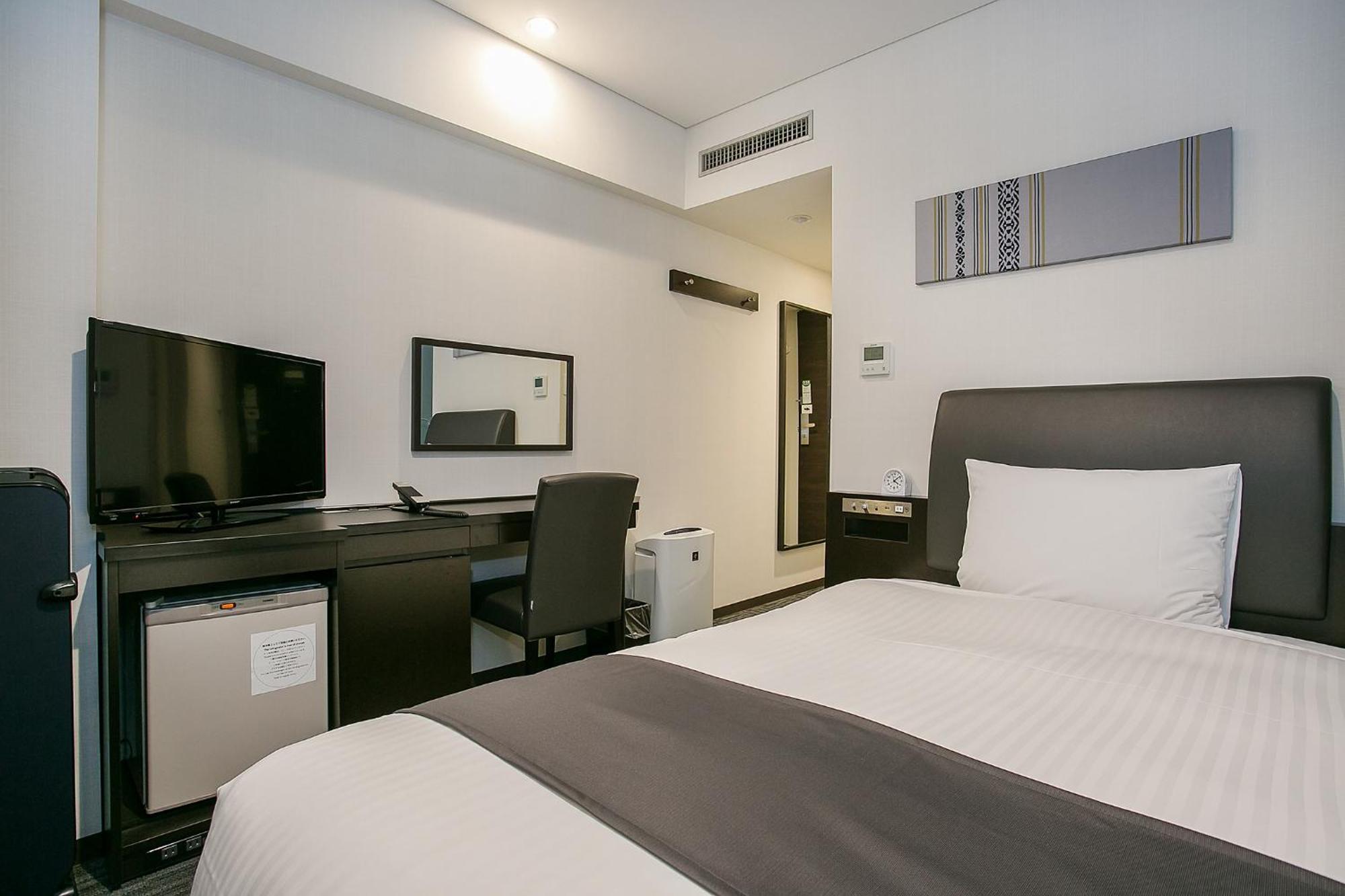 Standard Single Room - Non-Smoking