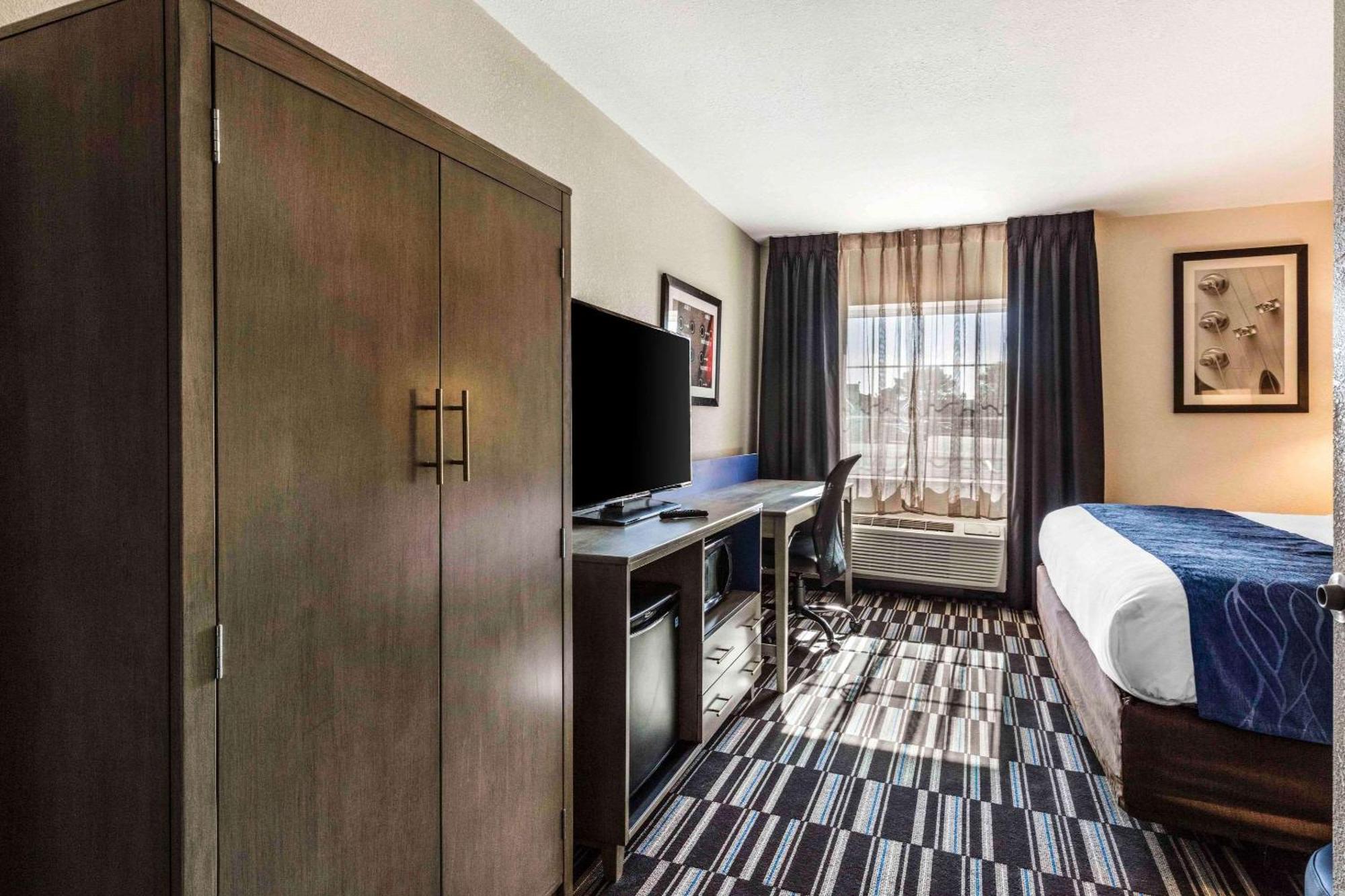 King Room - Disability Access/Non-Smoking