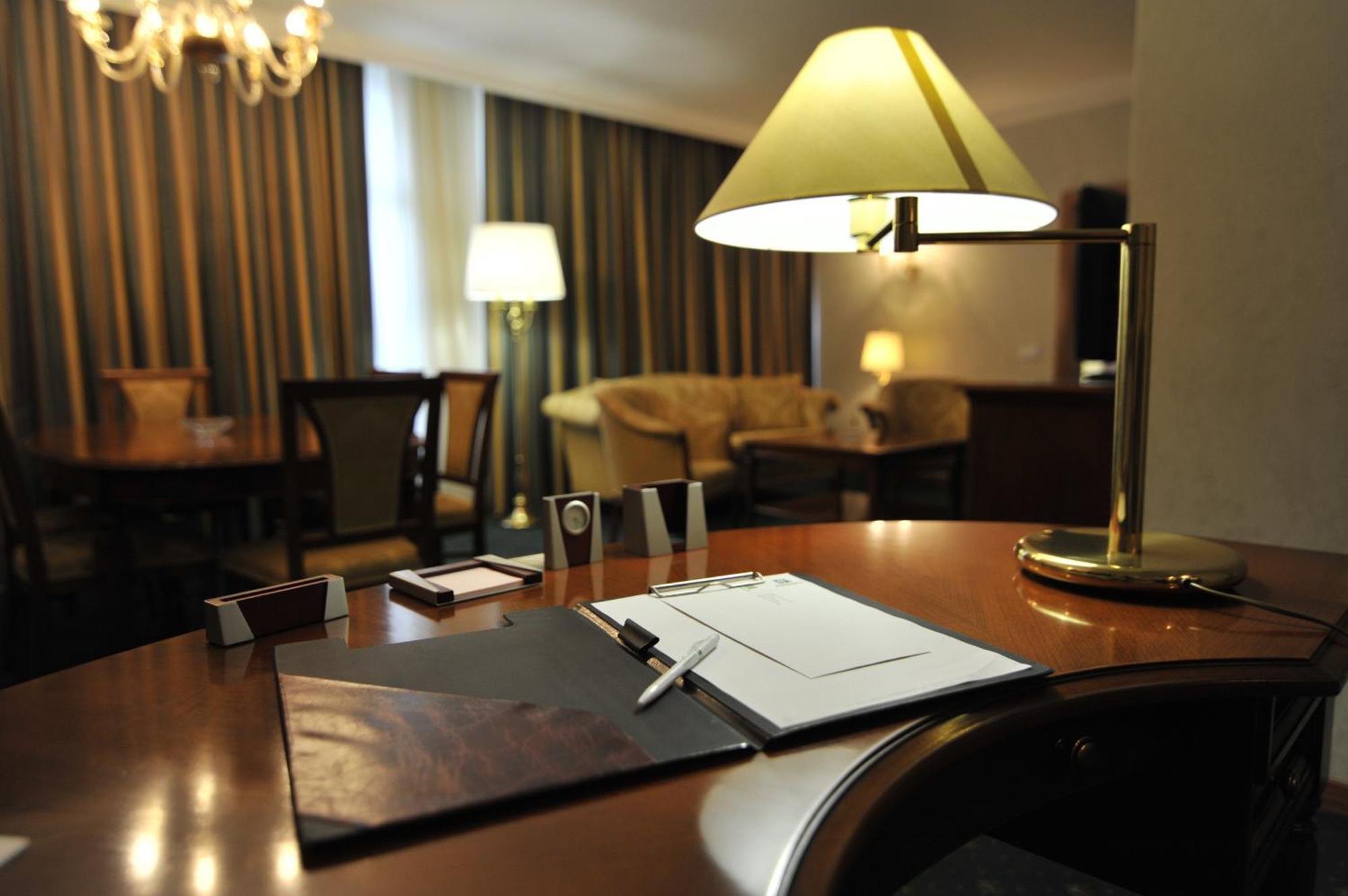 King Suite with Dining and Living Area