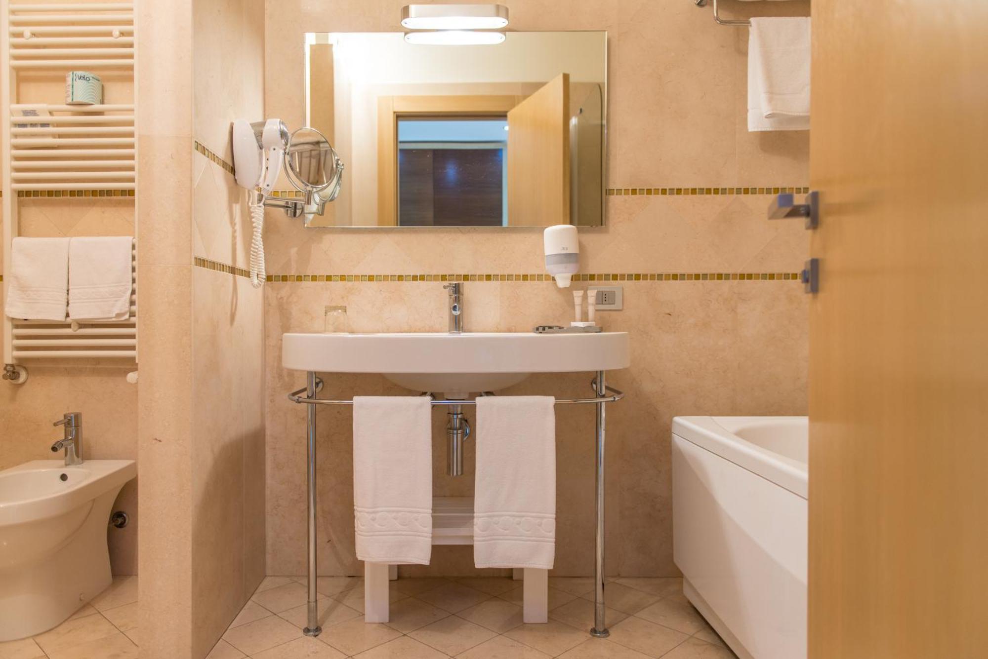 Classic Double or Twin Room