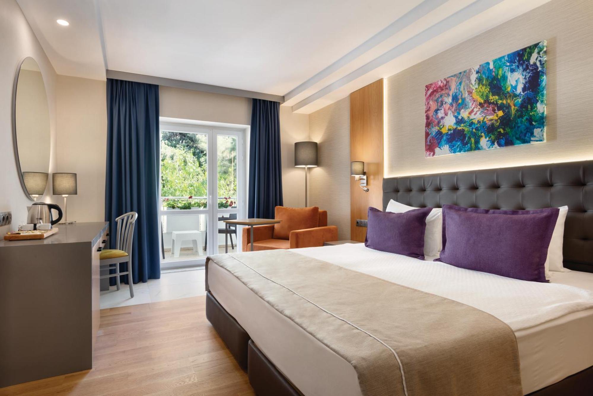 Deluxe Room with Garden View