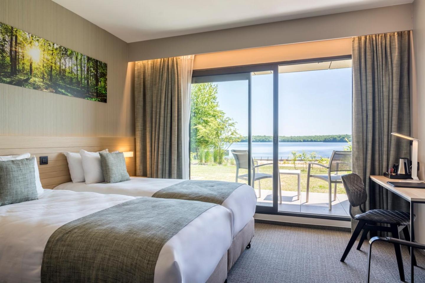 Twin Room with Lake View