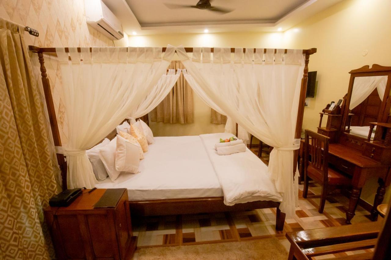 King Suite with Balcony