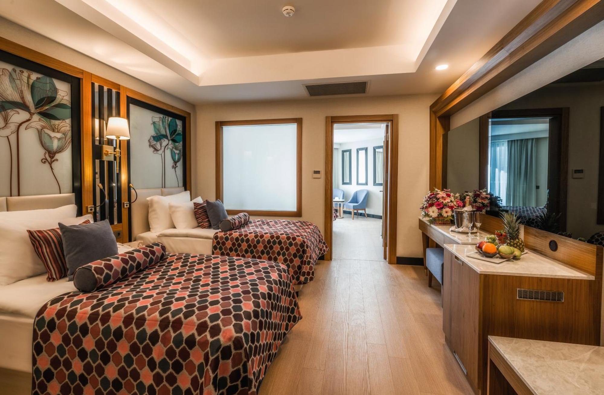 Family Room with Side Sea View