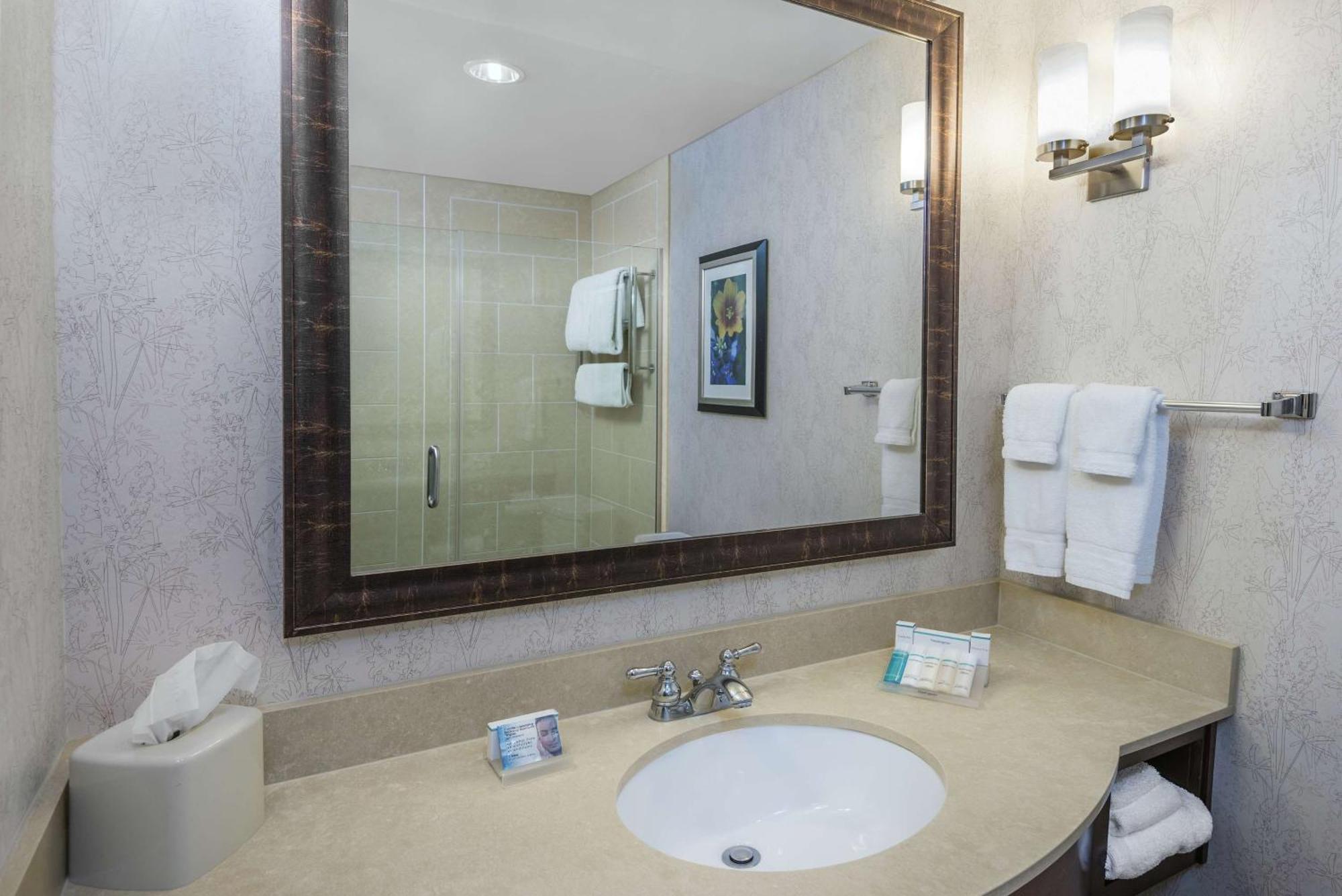 Premium Queen Room with Two Queen Beds