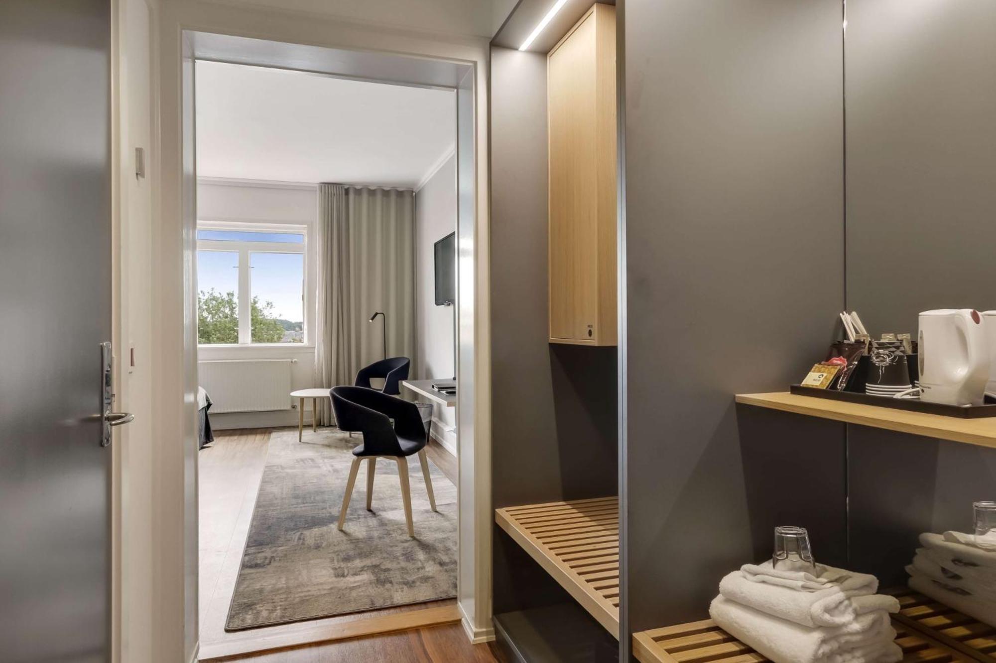 Premium Queen Room with Two Queen Beds and City View - Non-Smoking