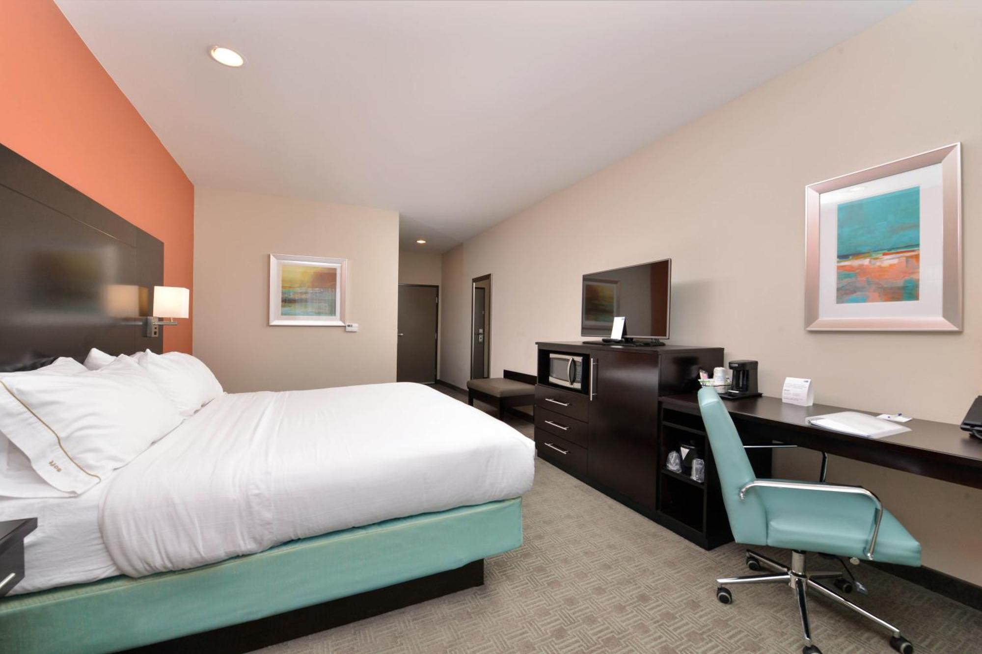 Standard King Room
