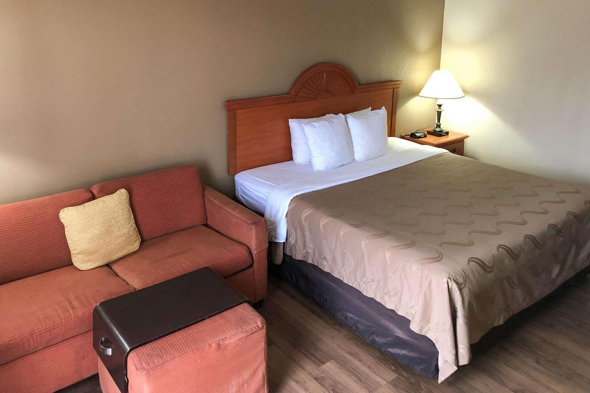 King Room - Accessible/Non-Smoking