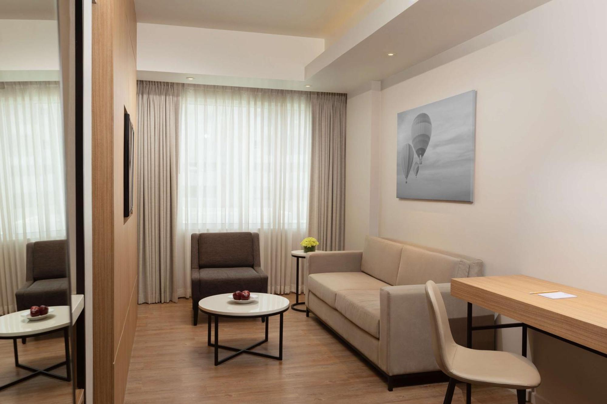 One Bedroom Deluxe Suite