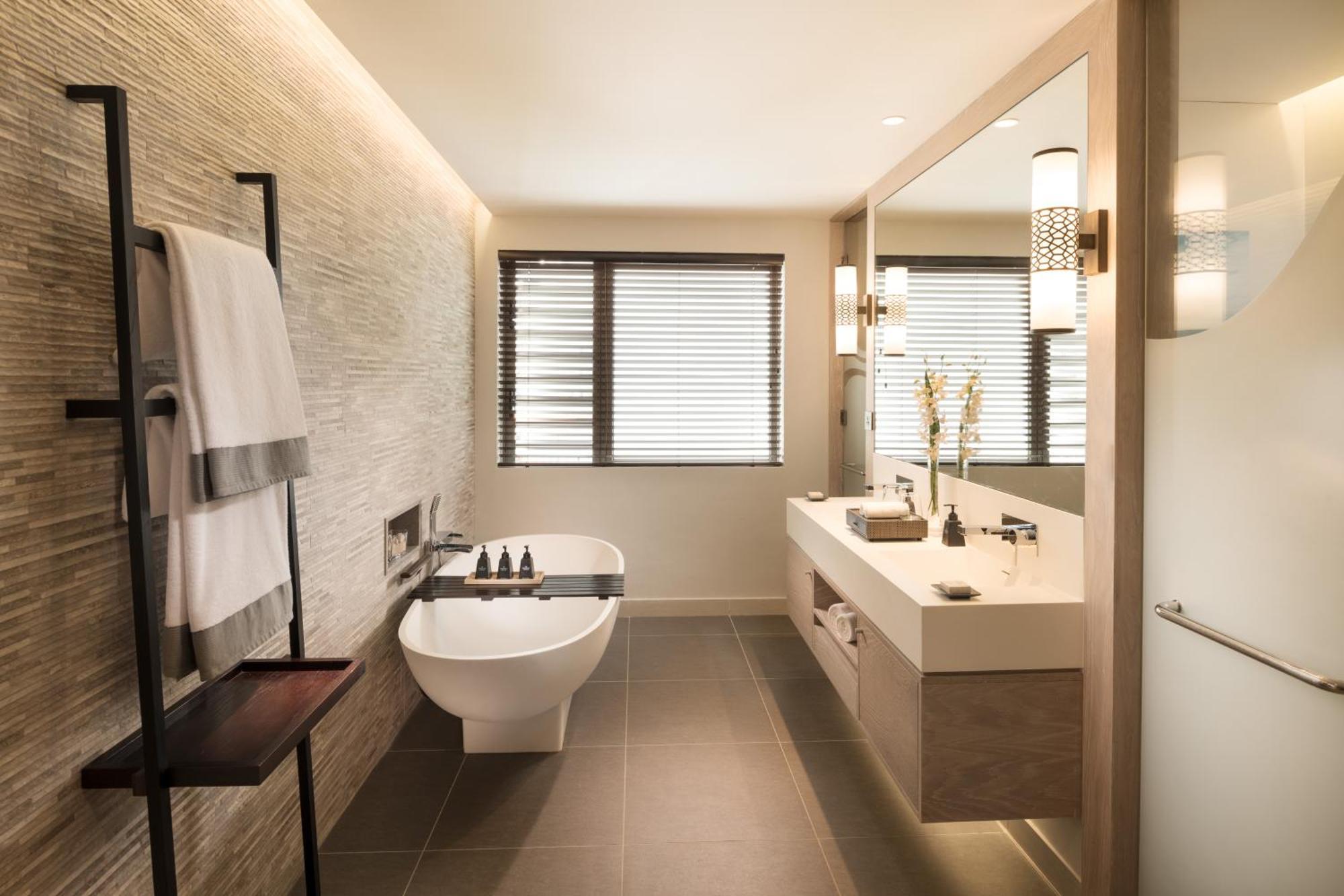 Deluxe Garden View Room