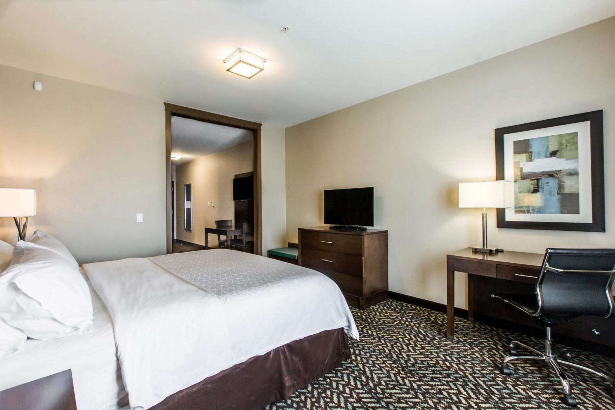 King Suite with Sofa Bed