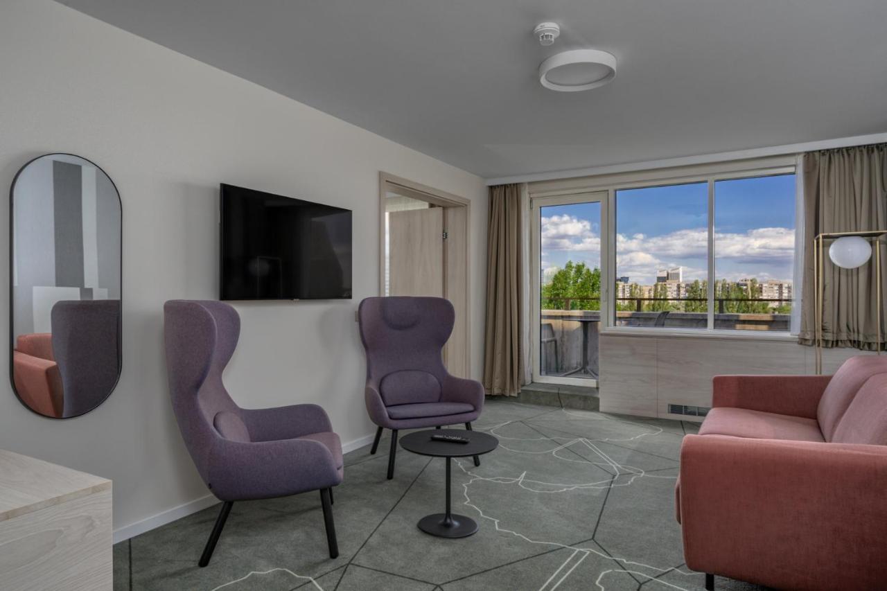 Suite with Wellness and Fitness Access