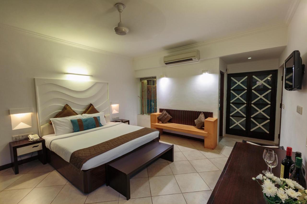 Luxury Pool view - 10% off on Laundry