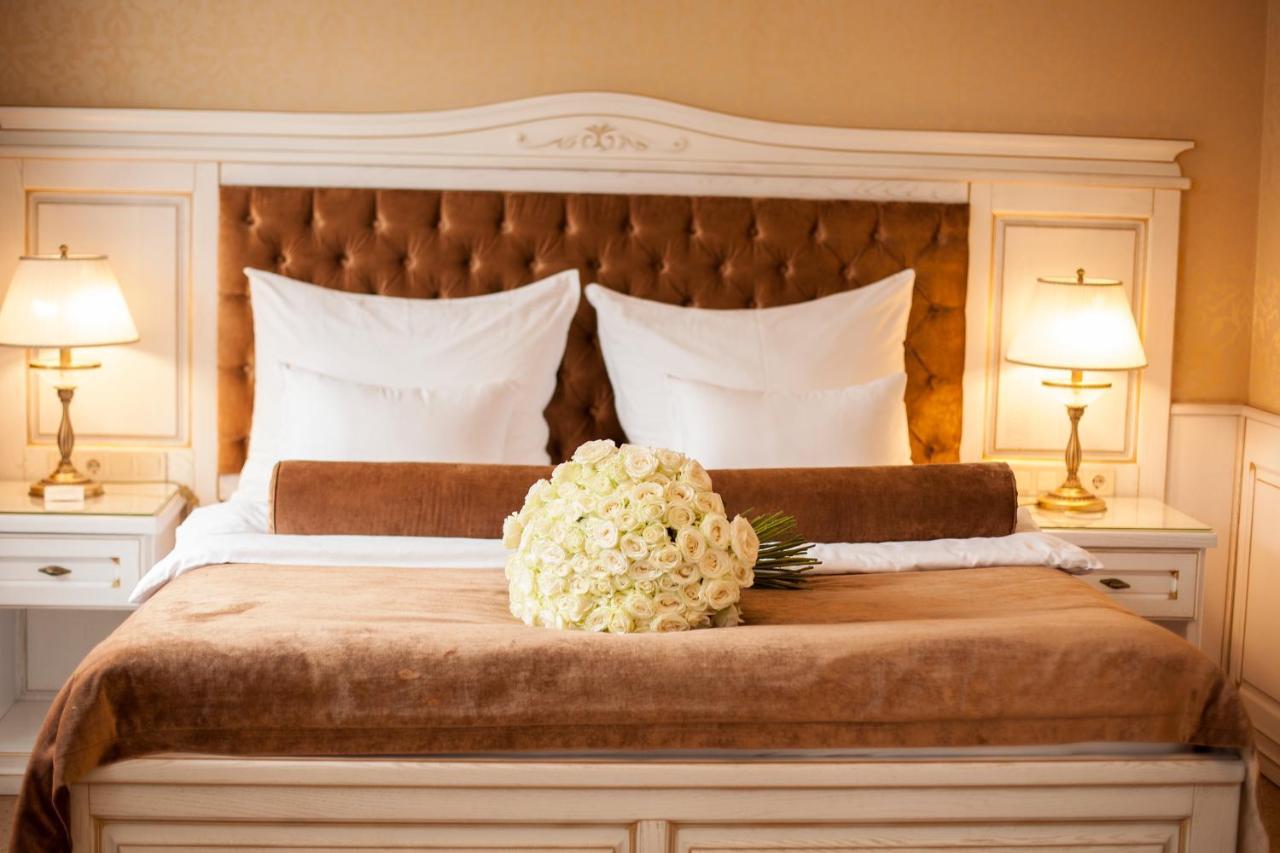 Junior Suite with Park View