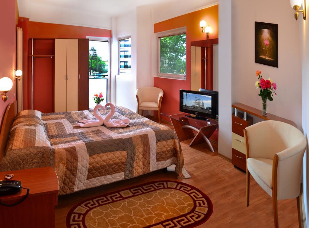 One Bedroom Suite
