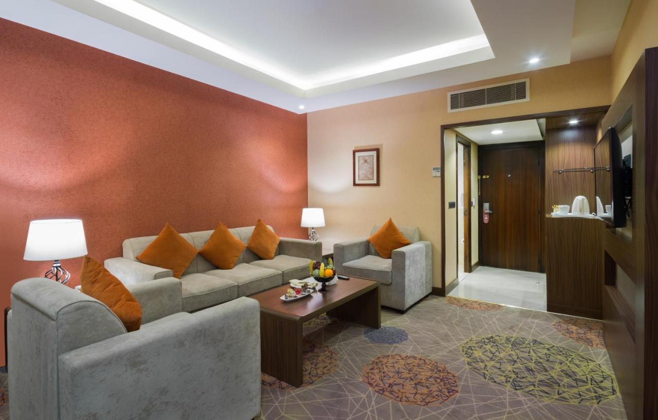 Junior King Suite