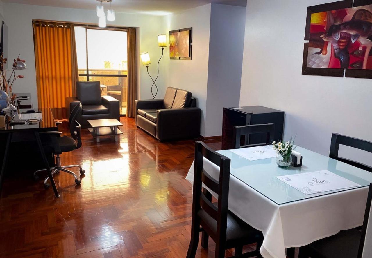 King Room with Balcony and Street View