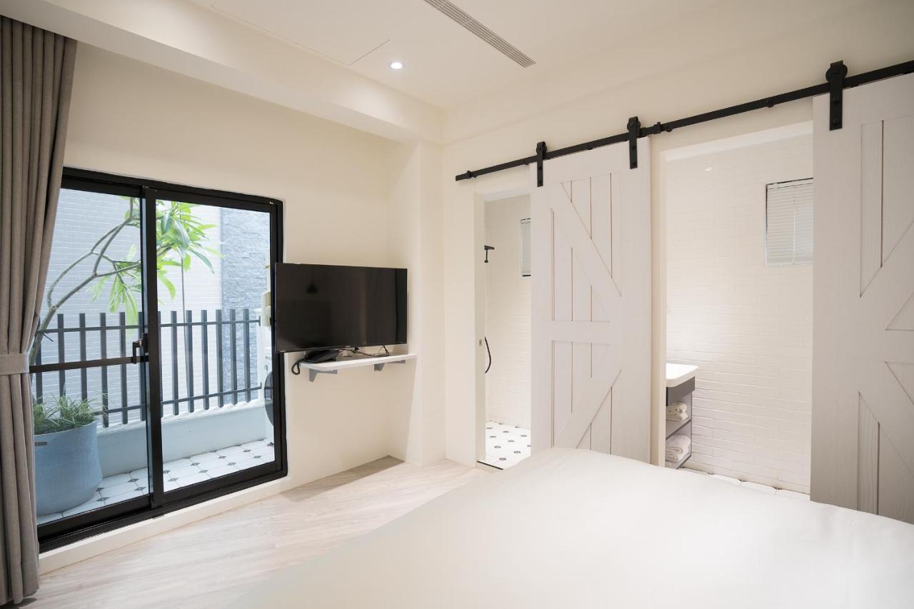 Classic Double Room with Balcony