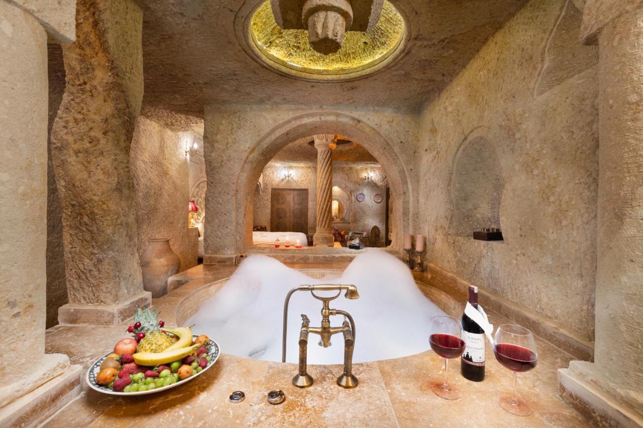 Superior King Suite